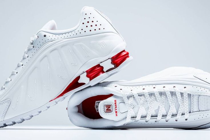 Neymar Jr. x Nike Shox R4 "Platinum Tint"
