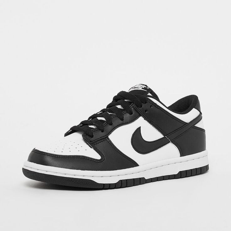 Nike Dunk Low Retro "Panda"